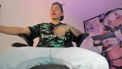 Snapshot of wesley_boy chatting on 10-21-25, 11:27 Wesley Boy online show from 10-21-25, 11:27