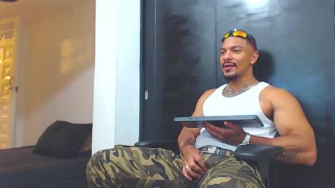 Wesley Rogger online show from 10-22-25, 09:58