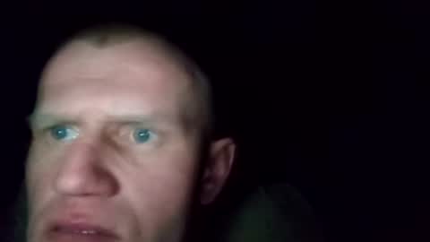 Snapshot of wesoly88 chatting on 12-18-25, 03:01 Hot88men online show from 12-18-25, 03:01