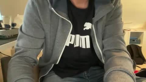 Snapshot of wet_adidasboy chatting on 09-15-25, 06:02 wet_adidasboy online show from 09-15-25, 06:02