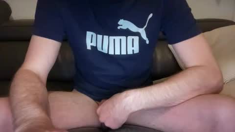 wet_adidasboy online show from 04-18-26, 08:09