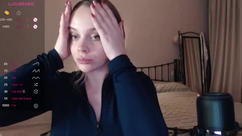 Lana online show from 03-07-25, 08:22