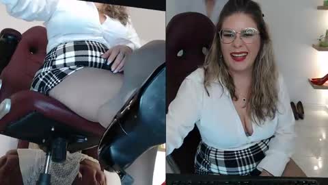Snapshot of wet_liss chatting on 04-27-26, 11:25 Diva online show from 04-27-26, 11:25