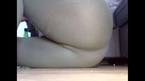 Snapshot of wet_pants2022 chatting on 02-24-25, 03:09 wet_pants2022 online show from 02-24-25, 03:09