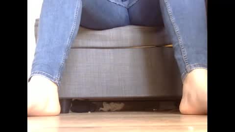 Snapshot of wet_pants2022 chatting on 02-27-25, 01:38 wet_pants2022 online show from 02-27-25, 01:38