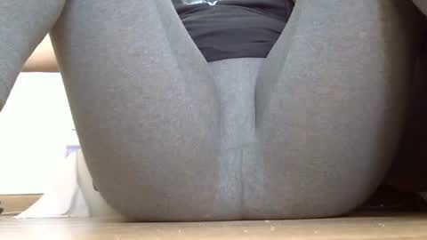 Snapshot of wet_pants2022 chatting on 10-08-25, 06:44 wet_pants2022 online show from 10-08-25, 06:44