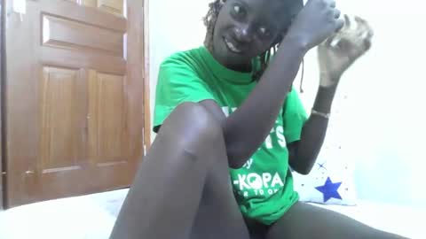 wet_pussy2025 online show from 12-23-25, 02:31