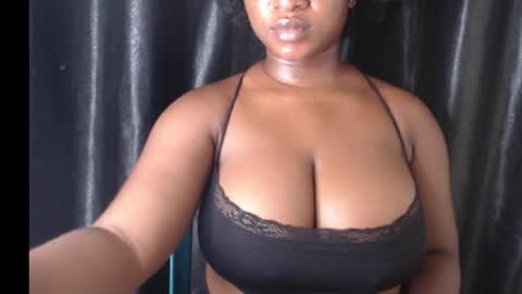 Snapshot of wet_xxpussy55 chatting on 10-27-25, 07:51 Sonia online show from 10-27-25, 07:51