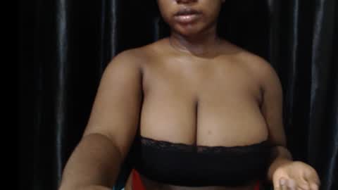Snapshot of wet_xxpussy55 chatting on 10-30-25, 12:45 Sonia online show from 10-30-25, 12:45