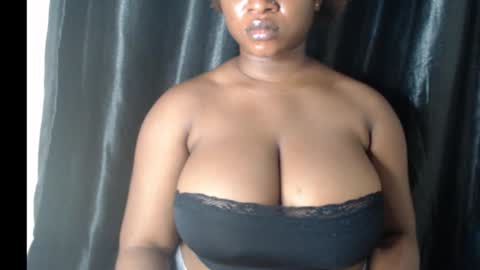 Snapshot of wet_xxpussy55 chatting on 03-12-26, 04:51 Sonia online show from 03-12-26, 04:51