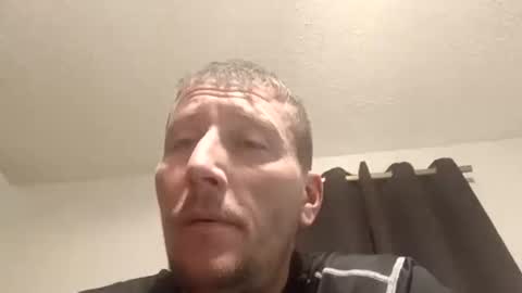 wetduck77777 online show from 12-04-25, 04:00