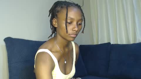 Bella online show from 04-26-26, 12:25