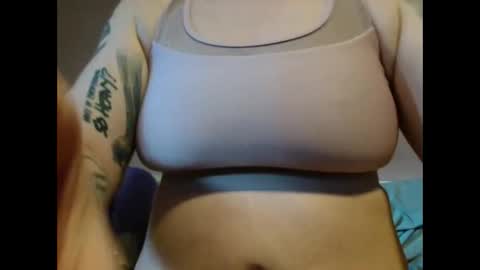 Snapshot of wetgerman2 chatting on 01-03-25, 01:58 Wetgerman online show from 01-03-25, 01:58