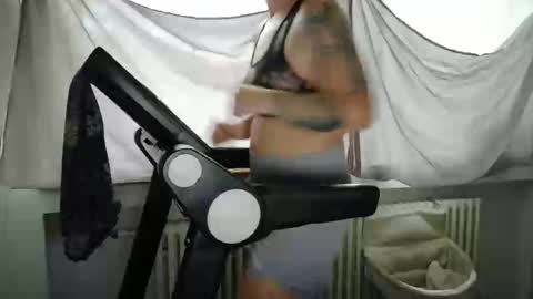Snapshot of wetgerman2 chatting on 10-23-25, 10:58 Wetgerman online show from 10-23-25, 10:58