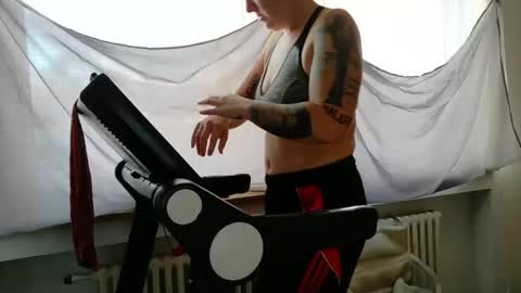 Snapshot of wetgerman2 chatting on 11-04-25, 11:31 Wetgerman online show from 11-04-25, 11:31