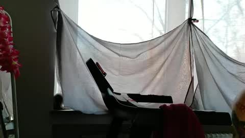 Snapshot of wetgerman2 chatting on 12-17-25, 11:38 Wetgerman online show from 12-17-25, 11:38