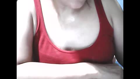 Snapshot of wethornypussy4u chatting on 11-23-25, 12:16 wethornypussy4u online show from 11-23-25, 12:16