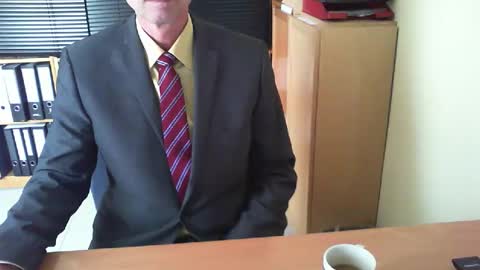 Franz online show from 04-28-26, 12:43