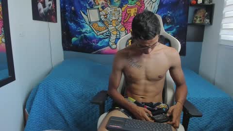 Snapshot of wexx_ chatting on 01-22-25, 09:54 wex online show from 01-22-25, 09:54