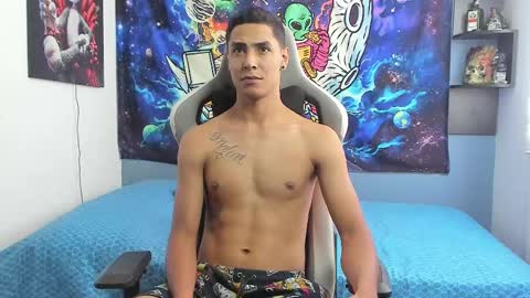 Snapshot of wexx_ chatting on 03-06-25, 06:37 wex online show from 03-06-25, 06:37