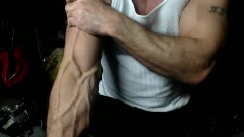 Snapshot of whackingmywilly chatting on 02-26-25, 10:04 whackingmywilly online show from 02-26-25, 10:04