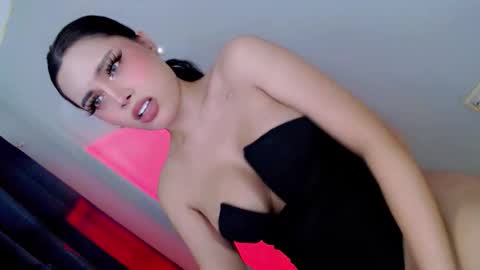 kiara online show from 12-04-25, 04:11