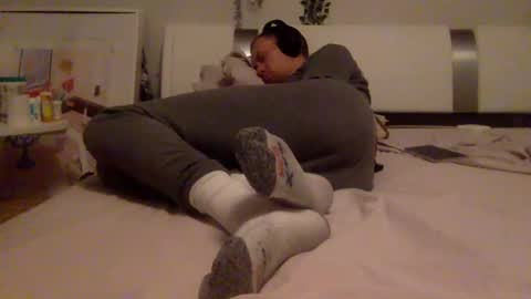 whatthefoot online show from 10-05-25, 09:51