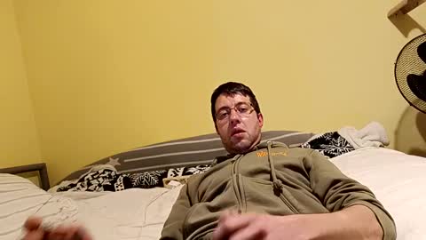 Snapshot of whatwouldyouliketosee chatting on 01-01-25, 02:09 stoffy online show from 01-01-25, 02:09