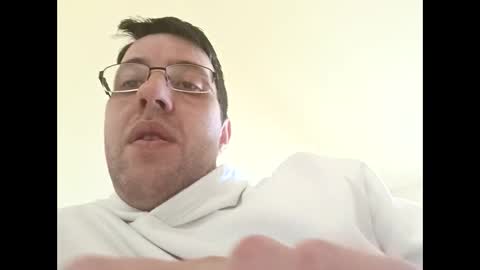 Snapshot of whatwouldyouliketosee chatting on 02-20-25, 10:59 stoffy online show from 02-20-25, 10:59