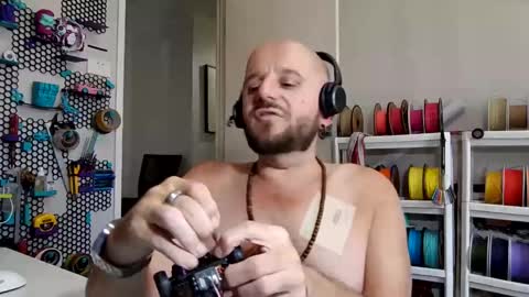 Snapshot of wheelzie chatting on 01-22-25, 03:31 wheelzie online show from 01-22-25, 03:31