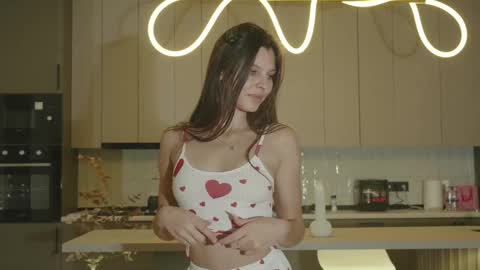 Snapshot of whisper_of_love chatting on 10-28-25, 02:15 Naomi online show from 10-28-25, 02:15