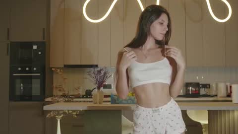 Snapshot of whisper_of_love chatting on 10-29-25, 02:14 Naomi online show from 10-29-25, 02:14