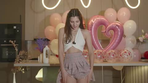 Snapshot of whisper_of_love chatting on 11-15-25, 02:20 Naomi online show from 11-15-25, 02:20