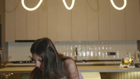 Snapshot of whisper_of_love chatting on 12-05-25, 02:09 Naomi online show from 12-05-25, 02:09