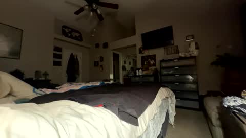 Snapshot of whisperlace chatting on 03-29-26, 06:24 Whisper online show from 03-29-26, 06:24