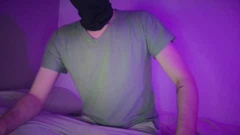 whispero_o online show from 05-14-26, 08:37