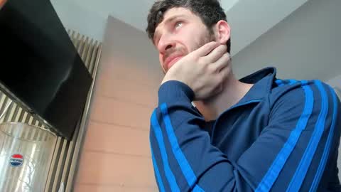 Michael online show from 03-08-25, 11:05