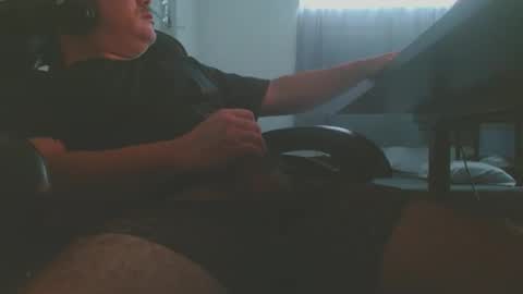 white_iverson online show from 02-03-25, 09:18