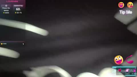 white_sexy_ online show from 04-26-26, 10:18