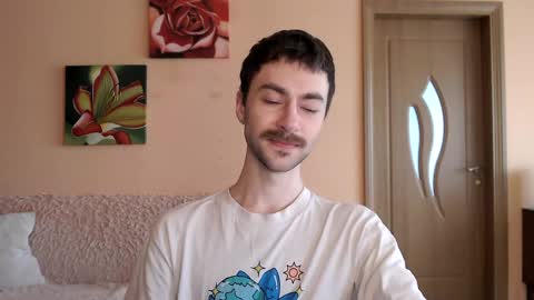 Tom online show from 05-07-26, 12:21
