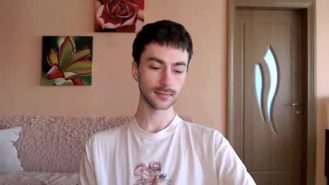 Tom online show from 05-11-26, 12:22