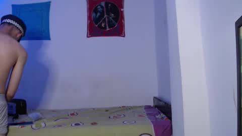 whiteboy69902 online show from 10-28-25, 05:26