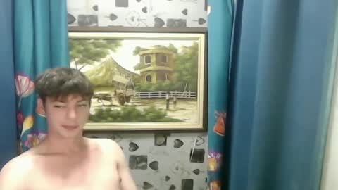 Snapshot of whiteboyinasia chatting on 02-15-25, 02:58 Christian online show from 02-15-25, 02:58