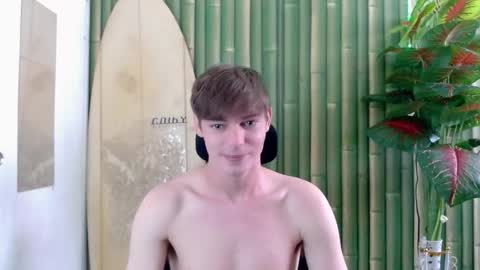 Snapshot of whiteboyinasia chatting on 09-16-25, 04:35 Christian online show from 09-16-25, 04:35