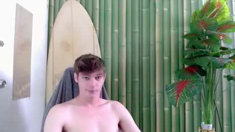 Snapshot of whiteboyinasia chatting on 09-20-25, 04:24 Christian online show from 09-20-25, 04:24