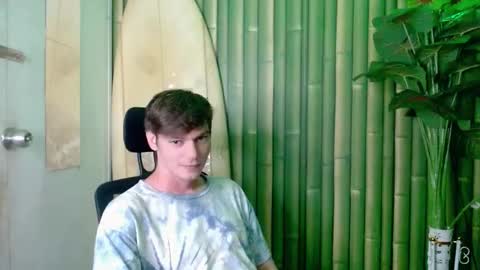 Snapshot of whiteboyinasia chatting on 09-24-25, 04:43 Christian online show from 09-24-25, 04:43