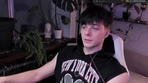 Gus online show from 12-03-24, 05:23