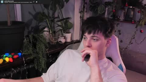 Gus online show from 12-25-24, 08:07