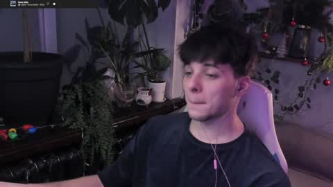 Gus online show from 12-28-24, 10:44