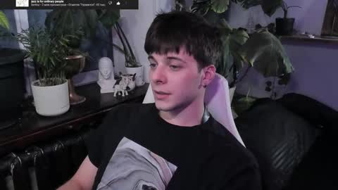 Gus online show from 03-11-25, 09:59